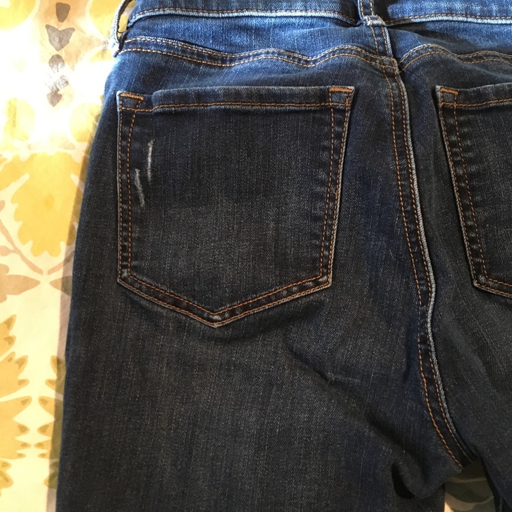 Loft Jeans Destressed - image 4